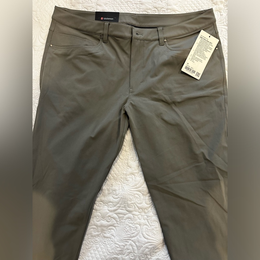 NWT Lululemon ABC Pant Slim 30’’L Grey Sage Size 38